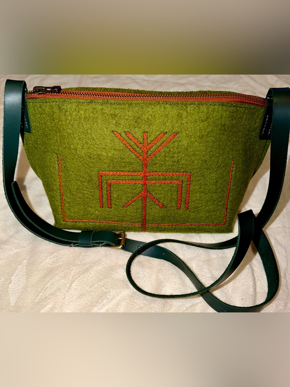 Handcrafted Felt Crossbody Bag. Embroidered Green Wool